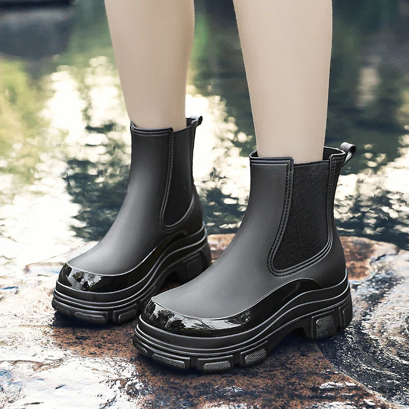 Regenlaarzen voor de herfst - Waterdichte Chelsea rubberlaarzen met chunky platformzool voor dames