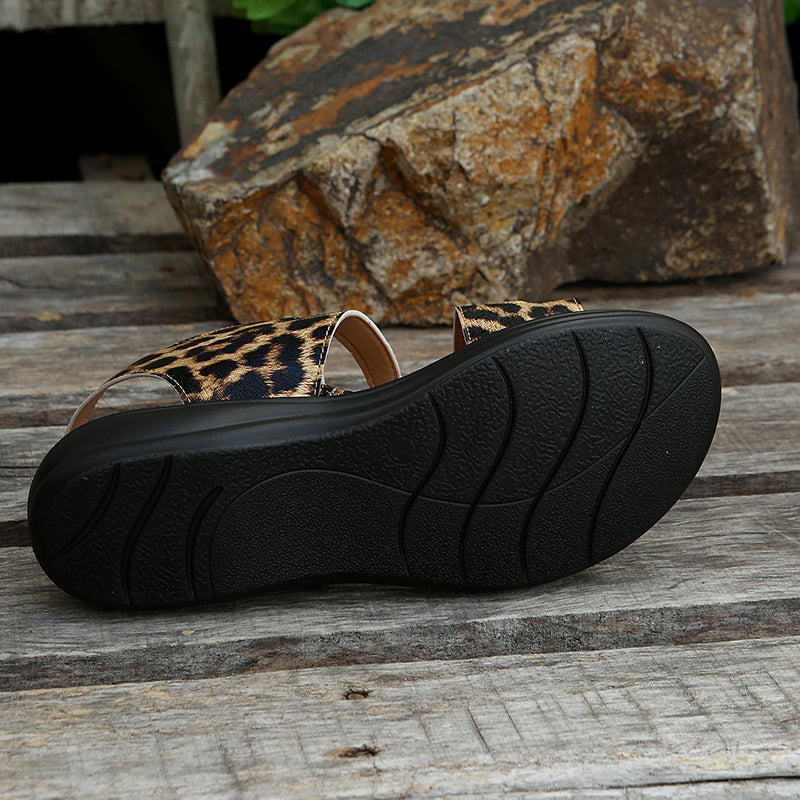 GS Slide | Casual sandalen met lage hak en klittenband sluiting voor dames