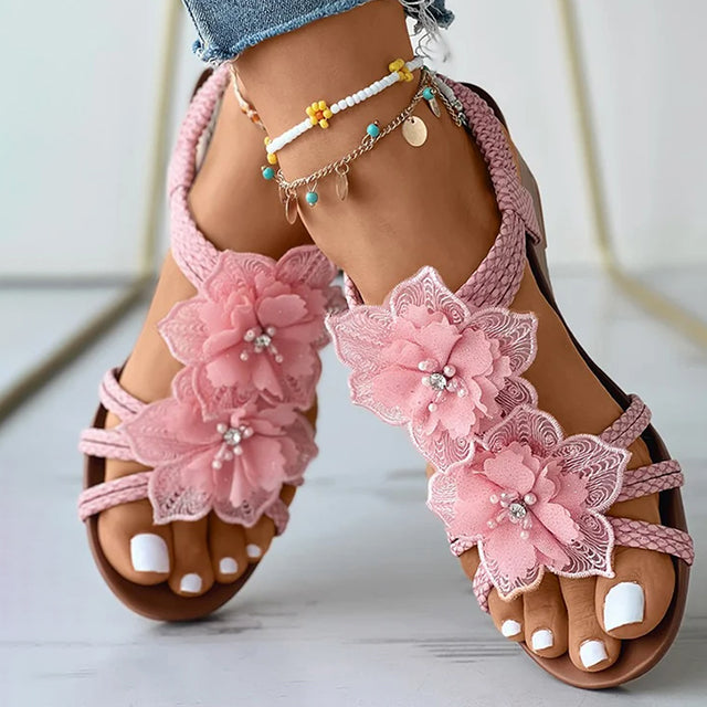 GS Wedge | Leuke sandalen met sleehak en bloem detail voor dames