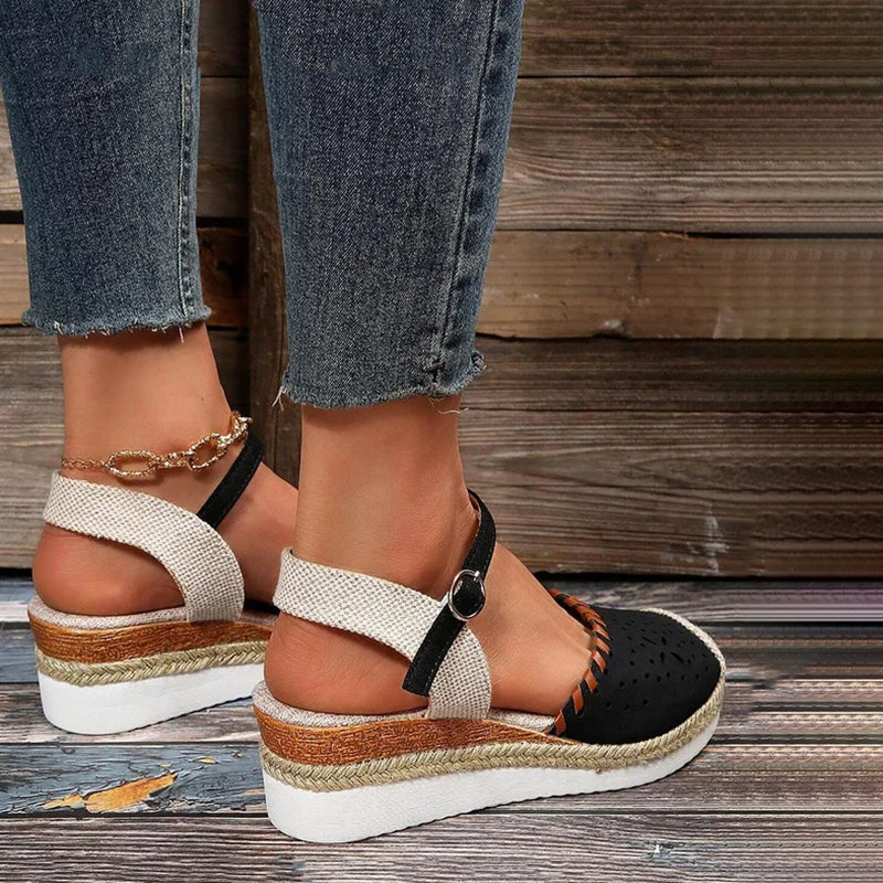 GS Wedge Sandaal | Luxe sleehak sandalen met wreef bandje voor dames