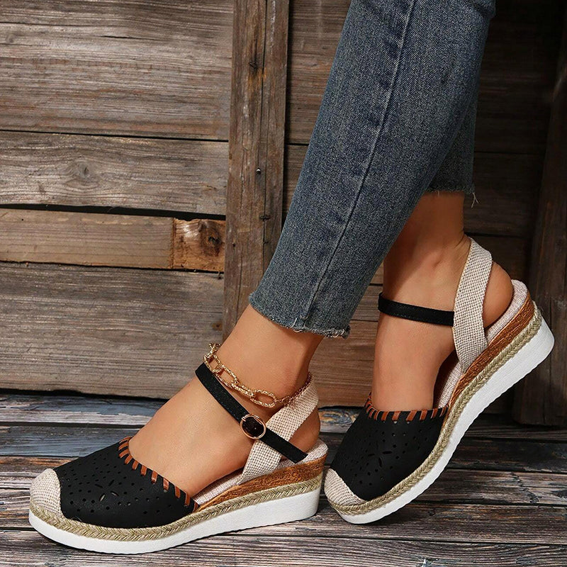 GS Wedge Sandaal | Luxe sleehak sandalen met wreef bandje voor dames